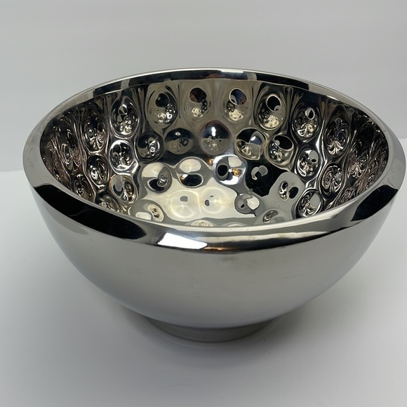 Hammered Metal Double Wall Round Decorative Bowl 9” x 5.5” - Picture 9 of 9